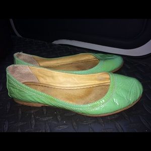 COPY - Frye Carson ballet flats